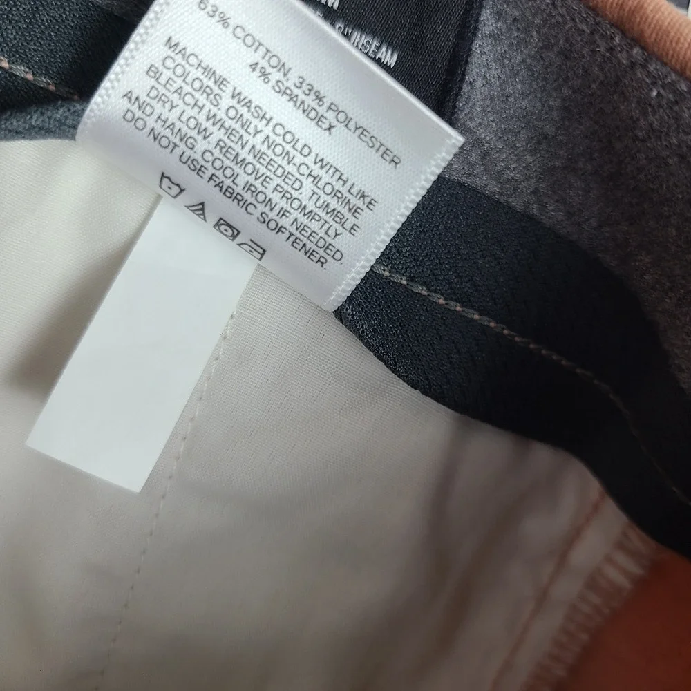 EXPRESS Shorts Mens 38 Orange 8
